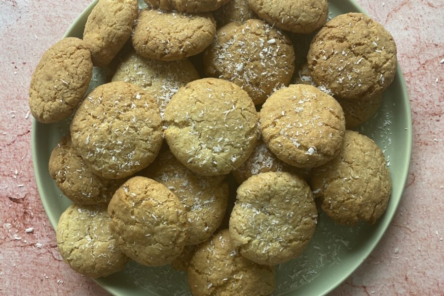 przepis na maślane ciasteczka z wiórkami kokosowymi